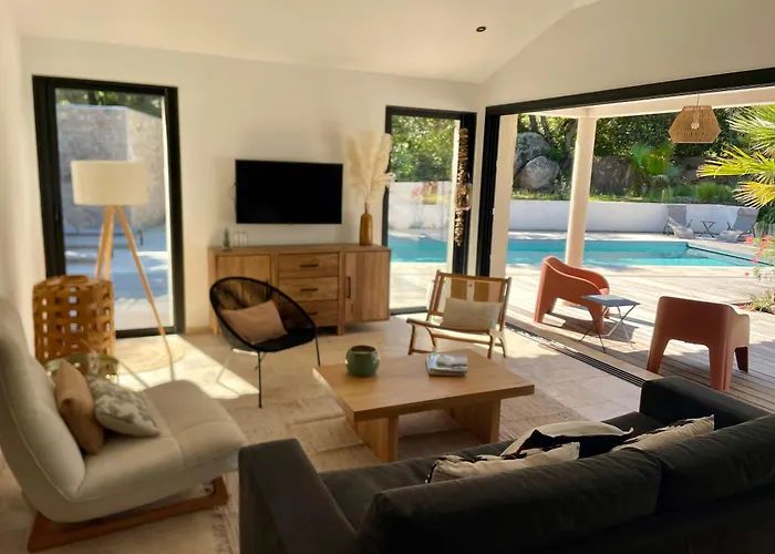 Mare E Monte - Cala Rossa 维琪奥港