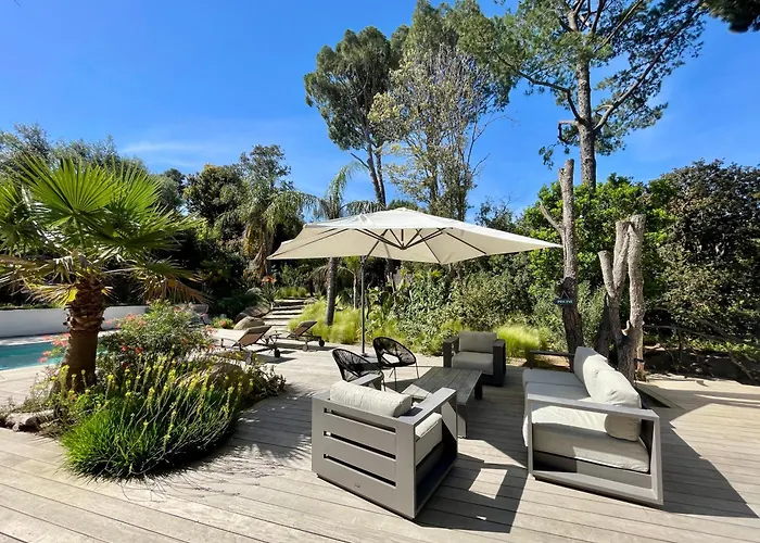 Mare E Monte - Cala Rossa Villa