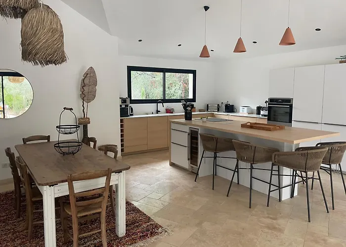 Mare E Monte - Cala Rossa *